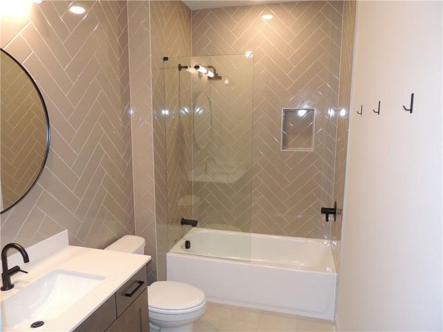 687 SUMMIT HILL Way, Cumming, GA 30040