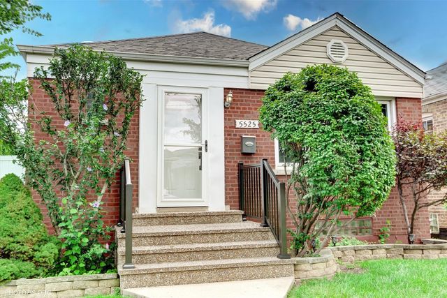 5525 S Nagle Avenue, Chicago, IL 60638