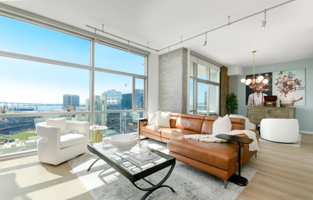 800 The Mark Ln 2206, San Diego, CA 92101