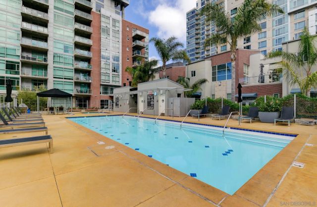 800 The Mark Ln 2206, San Diego, CA 92101