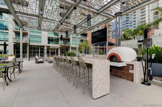 800 The Mark Ln 2206, San Diego, CA 92101