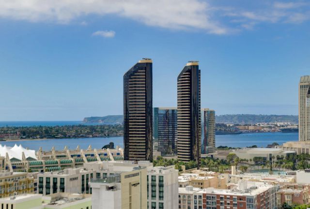 800 The Mark Ln 2206, San Diego, CA 92101