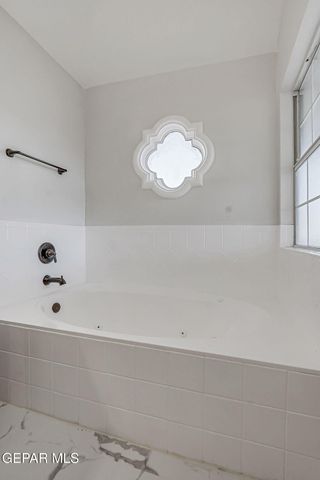 485 Jeweled Mesa Court, Horizon City, TX 79928