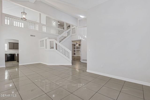485 Jeweled Mesa Court, Horizon City, TX 79928