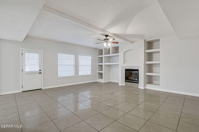 485 Jeweled Mesa Court, Horizon City, TX 79928