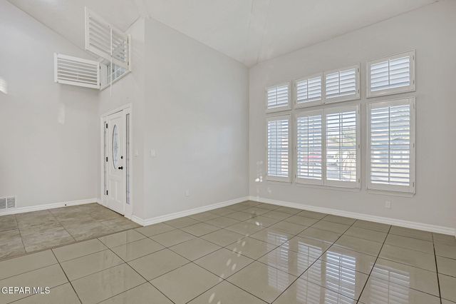 485 Jeweled Mesa Court, Horizon City, TX 79928