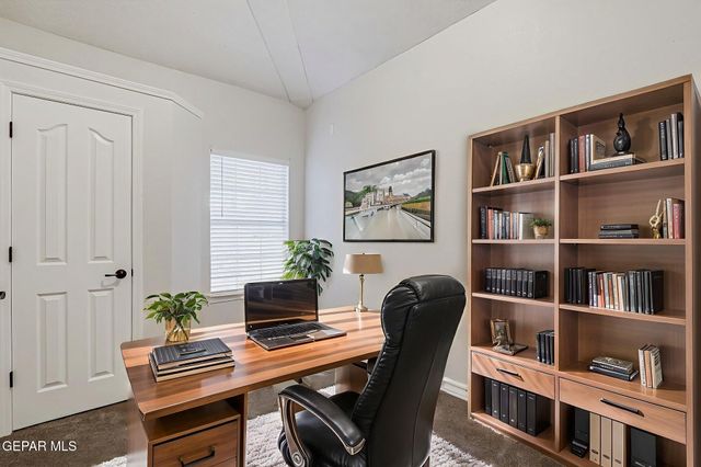 485 Jeweled Mesa Court, Horizon City, TX 79928