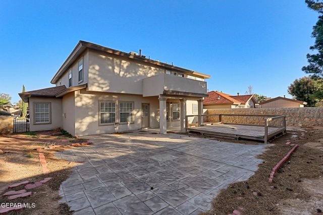 485 Jeweled Mesa Court, Horizon City, TX 79928