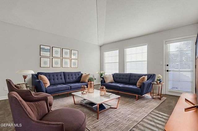 485 Jeweled Mesa Court, Horizon City, TX 79928