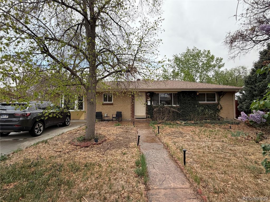 9080 Cypress Drive, Thornton, CO 80229