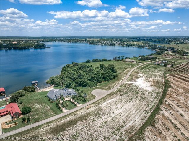 491 Sunset Pointe Boulevard, Lake Placid, FL 33852