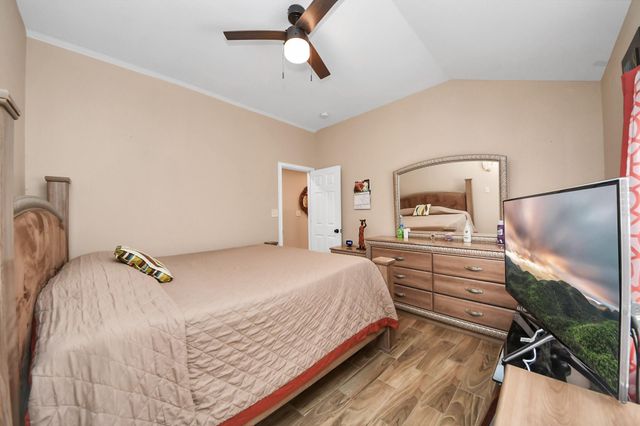 14961 Lamar Road, Willis, TX 77378