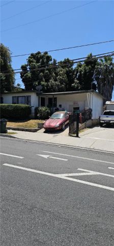 1108 W 120th Street, Los Angeles, CA 90044