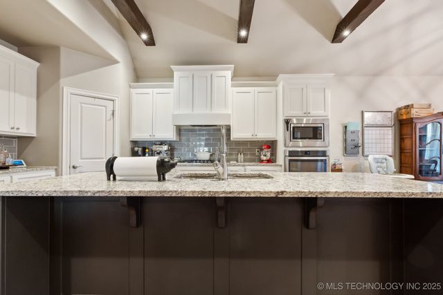 18510 E 46th Place S, Tulsa, OK 74134