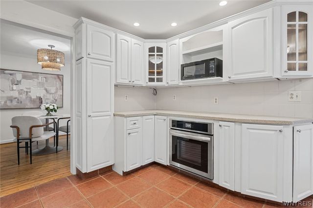 65 Jolls Lane, Orchard Park, NY 14127