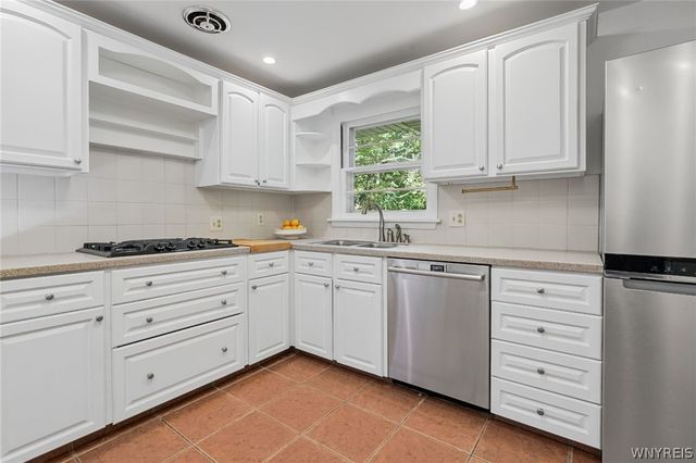 65 Jolls Lane, Orchard Park, NY 14127