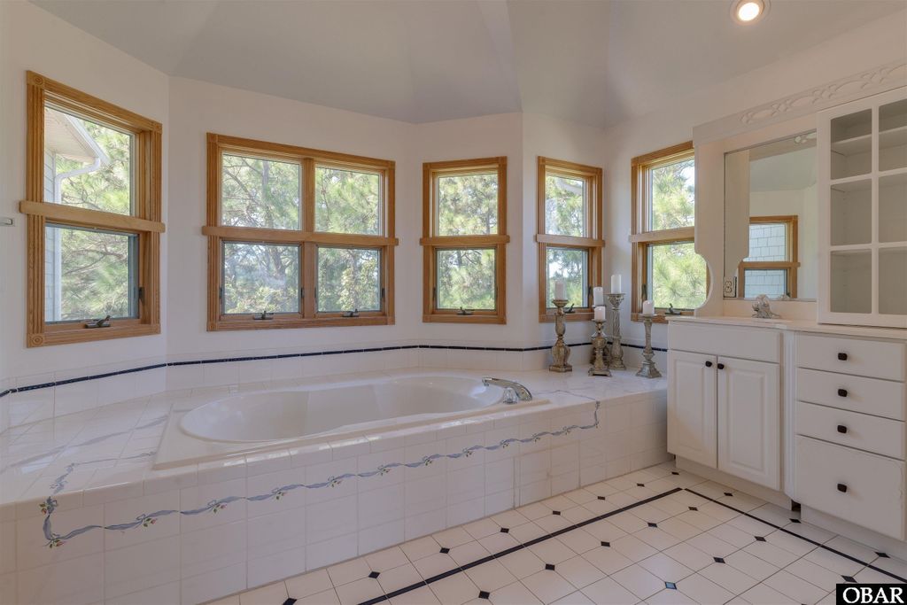 Image 19 of property listing at 1219 Bismark Drive, Corolla, NC 27927