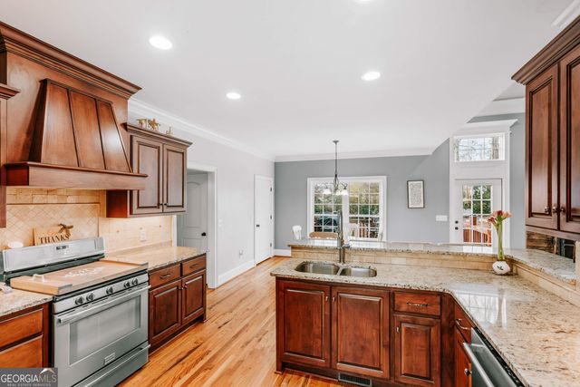 1001 Highpoint Lane, Bogart, GA 30622