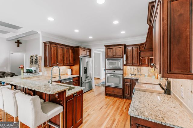 1001 Highpoint Lane, Bogart, GA 30622