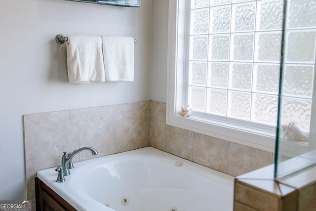 1001 Highpoint Lane, Bogart, GA 30622