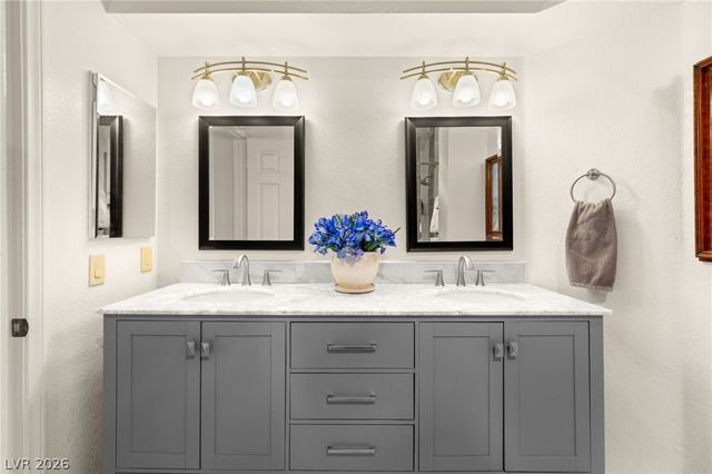 5240 Crooked River Circle, Las Vegas, NV 89149