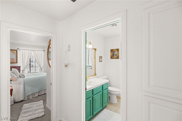 5240 Crooked River Circle, Las Vegas, NV 89149