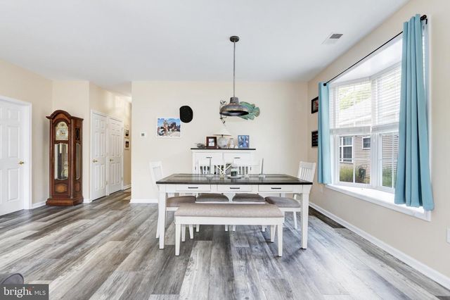 17 MANCHESTER ST, Galloway, NJ 08205