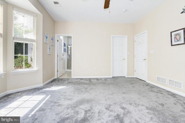 17 MANCHESTER ST, Galloway, NJ 08205