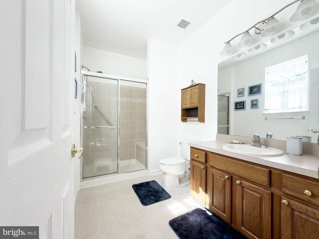 17 MANCHESTER ST, Galloway, NJ 08205