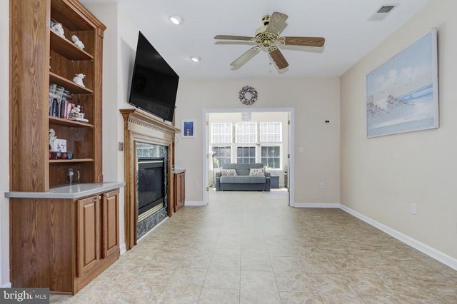 17 MANCHESTER ST, Galloway, NJ 08205