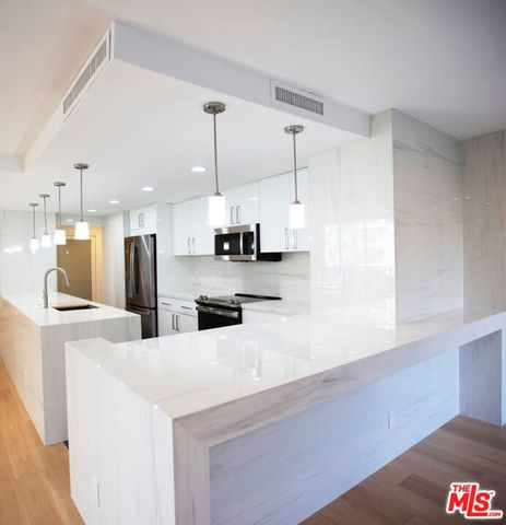 2170 Century Park East 406, Los Angeles, CA 90067