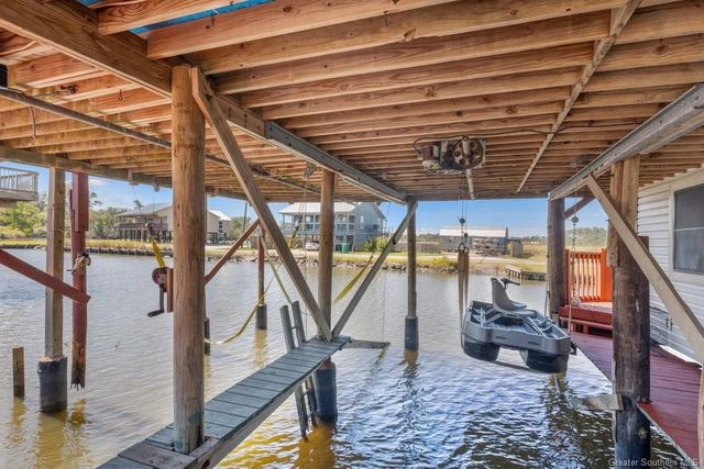 7230 Pirates Cove, Sulphur, LA 70665