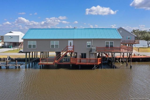 7230 Pirates Cove, Sulphur, LA 70665