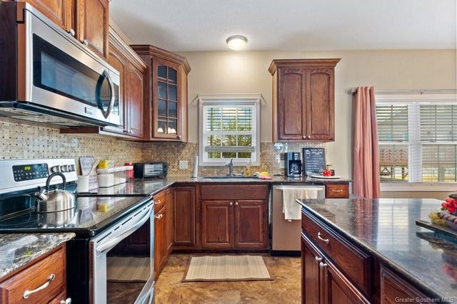 7230 Pirates Cove, Sulphur, LA 70665