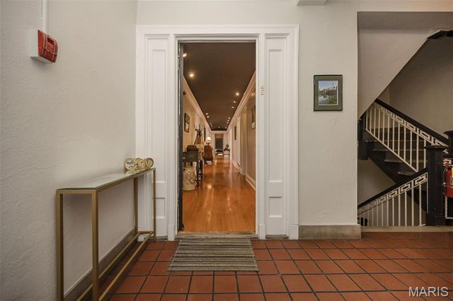 410 N Newstead Avenue 4E, St Louis, MO 63108