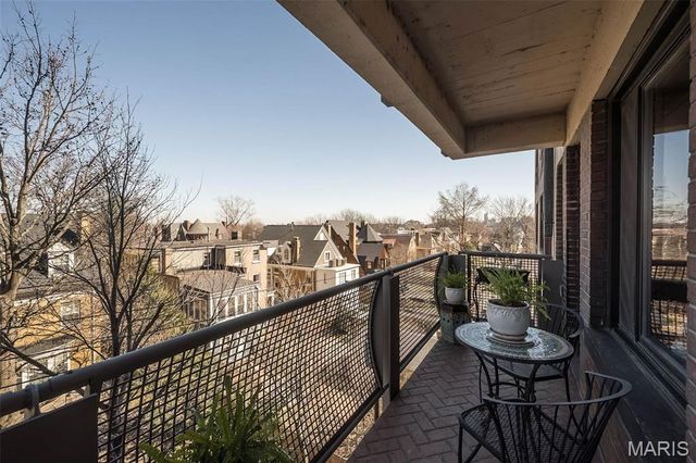 410 N Newstead Avenue 4E, St Louis, MO 63108