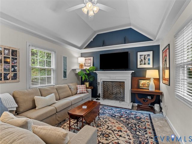 1107 Santa Rosa Rd, Henrico, VA 23229