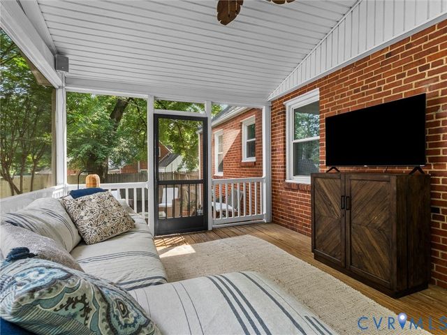 1107 Santa Rosa Rd, Henrico, VA 23229