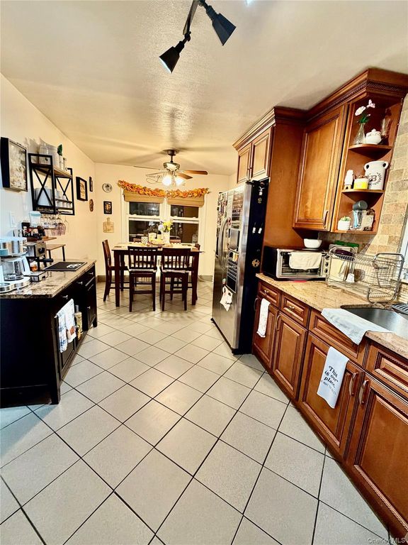 10205 97th Avenue, Ozone Park, NY 11416 — photo 4