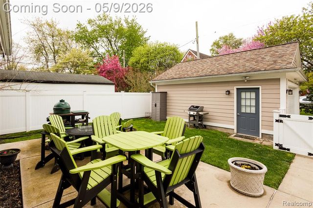 302 S Blair Avenue, Royal Oak, MI 48067