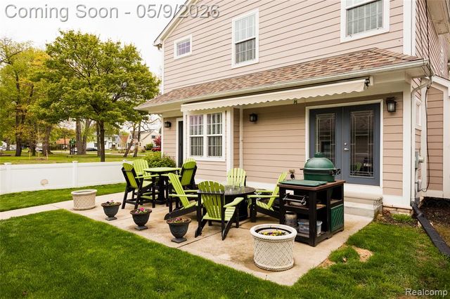 302 S Blair Avenue, Royal Oak, MI 48067