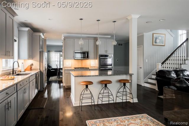 302 S Blair Avenue, Royal Oak, MI 48067
