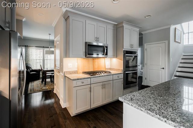 302 S Blair Avenue, Royal Oak, MI 48067