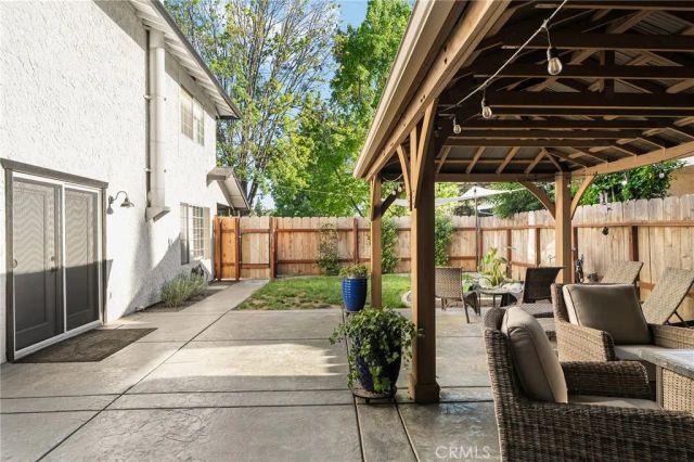 1060 Gateway Lane, Chico, CA 95926