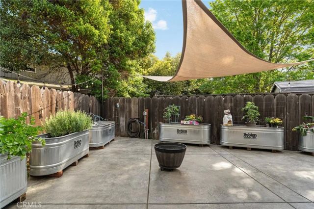 1060 Gateway Lane, Chico, CA 95926