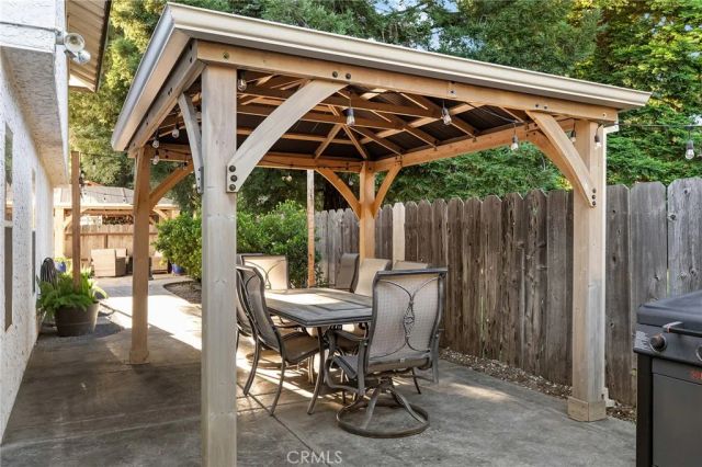 1060 Gateway Lane, Chico, CA 95926