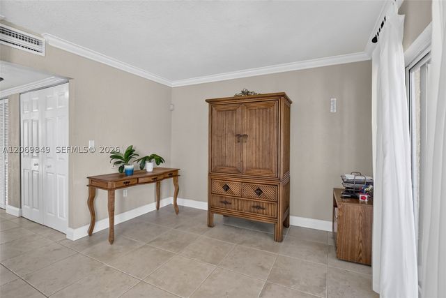 10725 NW 30th Pl 4, Sunrise, FL 33322