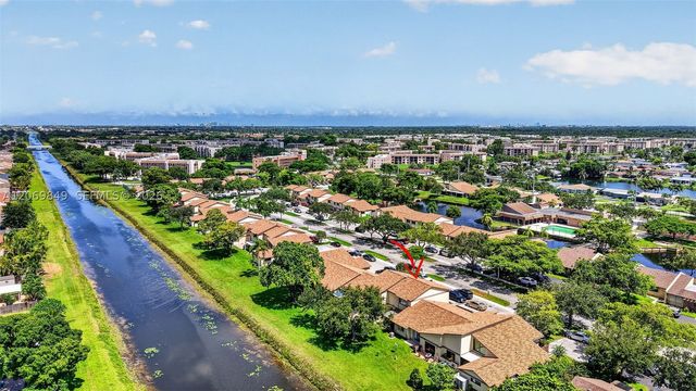 10725 NW 30th Pl 4, Sunrise, FL 33322