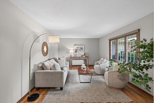 13769 Fairlawn Avenue, Apple Valley, MN 55124