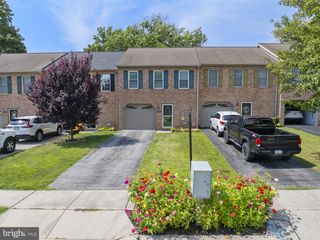 659 HARTMAN AVE, Hanover, PA 17331